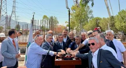Ayakkabıcılar Sağlık Merkezi ve Camii için tek yürek oldu