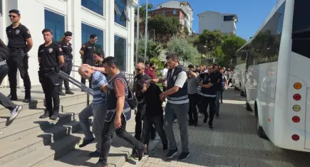 Bursa merkezli 4 ilde uyuşturucu operasyonu