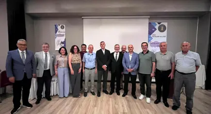 İzmir Ekonomi Kulübü'nde Türkiye'nin NATO üyeliği ve milli güvenliği tartışıldı