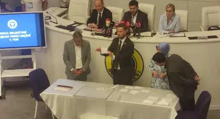 Buca Belediyesi'nde Başkan Vekili seçimi için ilk tur tamamlandı