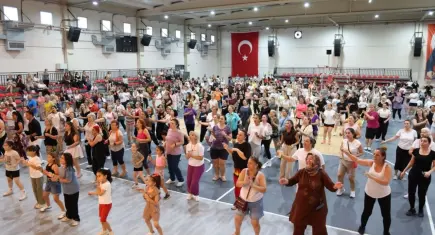 Çiğli’de yenilenen salonda ilk büyük etkinlik