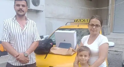 İzmir taksi esnafı güven vermeye devam ediyor