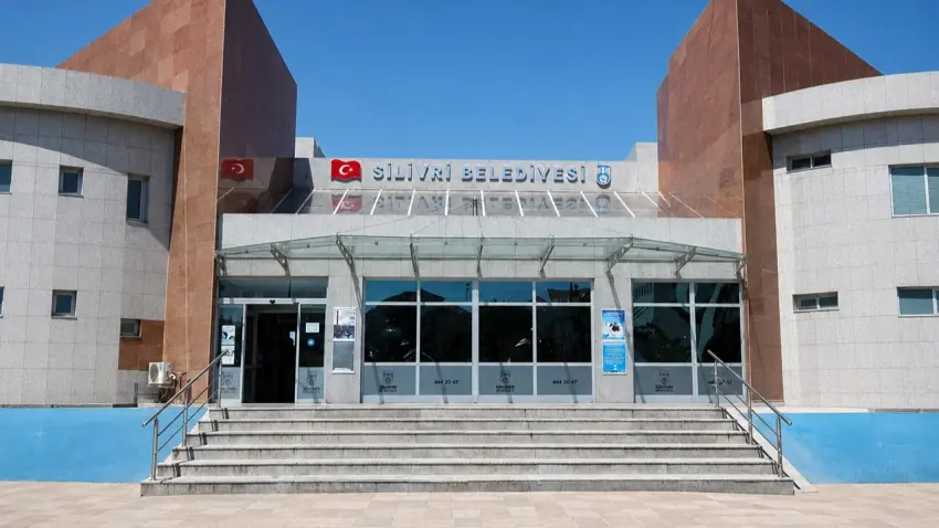 Silivri Belediyesi soruşturmasında Belediye Başkanı Bora Balcıoğlu dahil 17 gözaltı haberinin görseli
