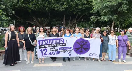 İzmir'de kadınlar ayakta: Yargı değil gasp paketi 