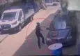 Sokak ortasında silahlı saldırıya uğrayan 2 kişi yaralandı