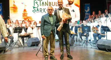 Aliağalı müzikseverler unutulmaz bir konserde buluştu