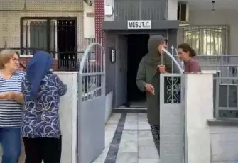 Manisa’da kadın cinayeti: Eşini öldürdü, kızını yaraladı
