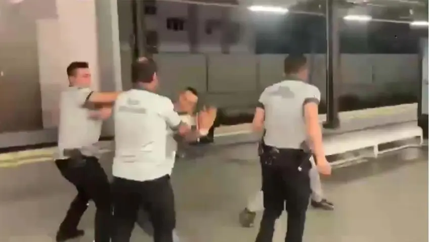 Marmaray’da yumruklu kavga haberinin görseli