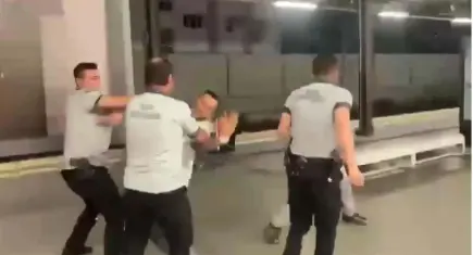Marmaray’da yumruklu kavga