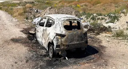 Tartıştığı eşinin otomobilini yaktı