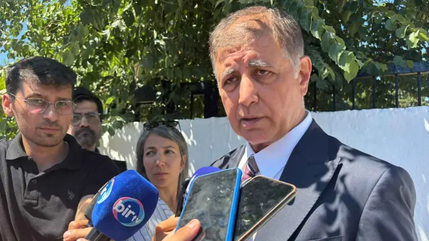 Başkan Tugay’dan istifa ve ihraç iddialarına cevap haberinin görseli