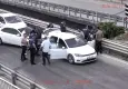 Cezaevi yakınlarında silahlı saldırı düzenleyip araç gasp eden şüphelilerden 6’sı tutuklandı
