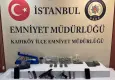 Kadıköy'de polisten kaçan zehir tacirleri yakalandı