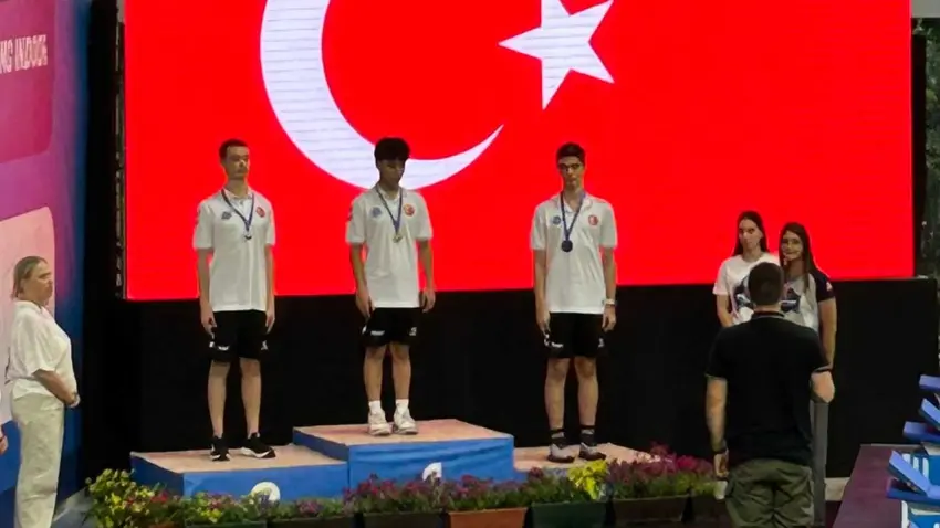 Suyun altında mucize: Türk sporcu 6 dakika 23 saniye nefesini tutarak dünya rekoru kırdı! haberinin görseli