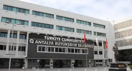 Antalya Büyükşehir Belediyesi'ne operasyon