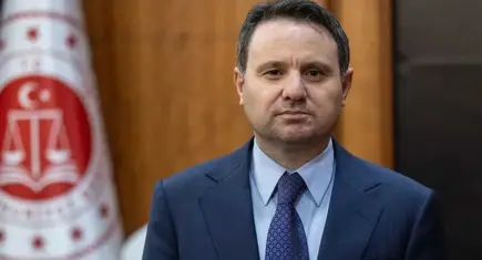 Bakan Gürlek’ten net mesaj: Yargı paketi ayrı, terörsüz Türkiye ayrı