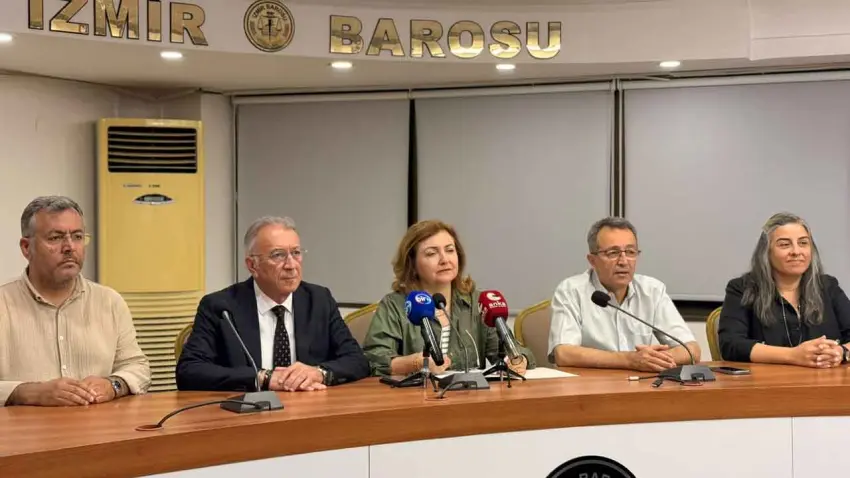 İzmir Emek ve Demokrasi Güçleri’nden İzmir Barosu’na destek haberinin görseli
