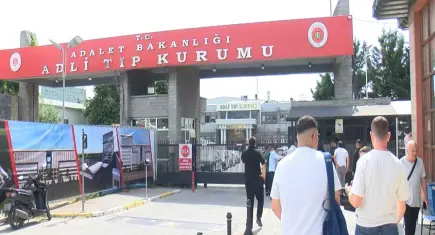 Oyuncu Ece İrtem son yolculuğuna uğurlanıyor
