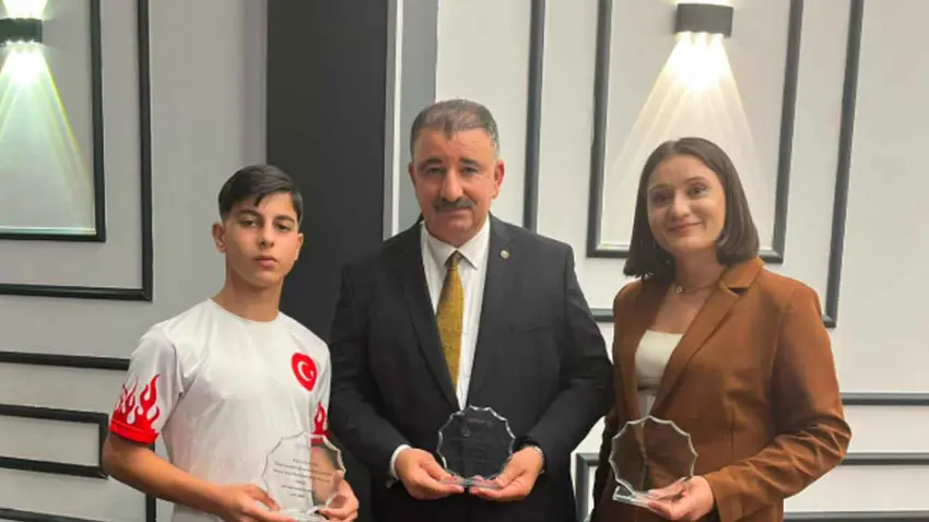 Başdaş’a TÜMSAD’dan anlamlı ödül haberinin görseli