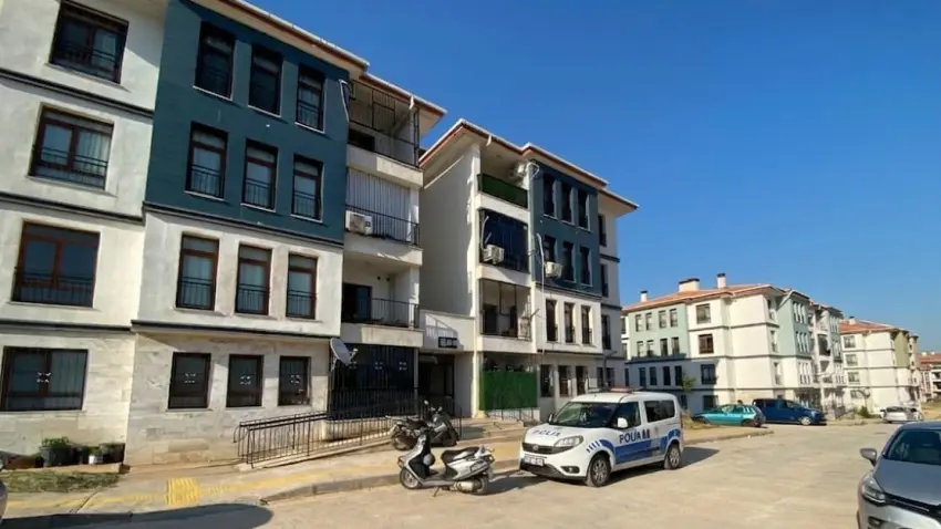 Evinde başından vurulmuş halde bulunan kadın hayatını kaybetti haberinin görseli