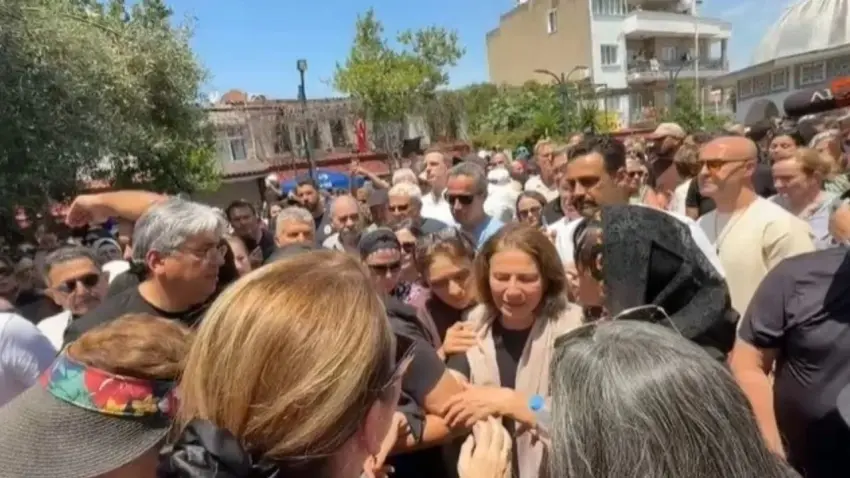 cenaze t&ouml;reni