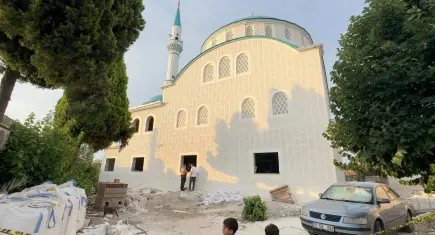 Cami inşaatında iskele kırıldı: 1 işçi öldü, 1 işçi ağır yaralandı