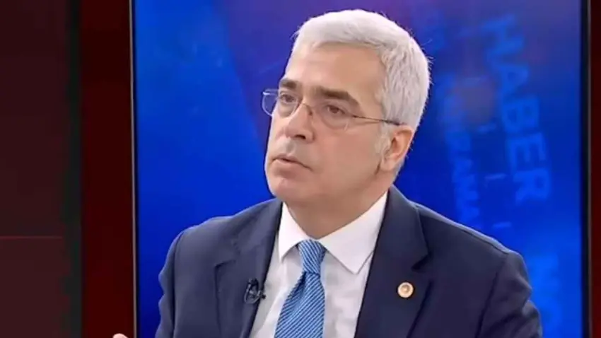 CHP'li Salih Uzun'dan İzmir İl Yönetimi kararına tepki haberinin görseli
