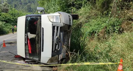 İzmir’de minibüs kazası: Ölü ve yaralılar var
