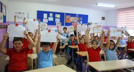 Karne günü ne zaman? 2026-2027 Eğitim Öğretim Yılı MEB Takvimi açıklandı! okullar ne zaman açılacak, ara tatiller devam edecek mi?
