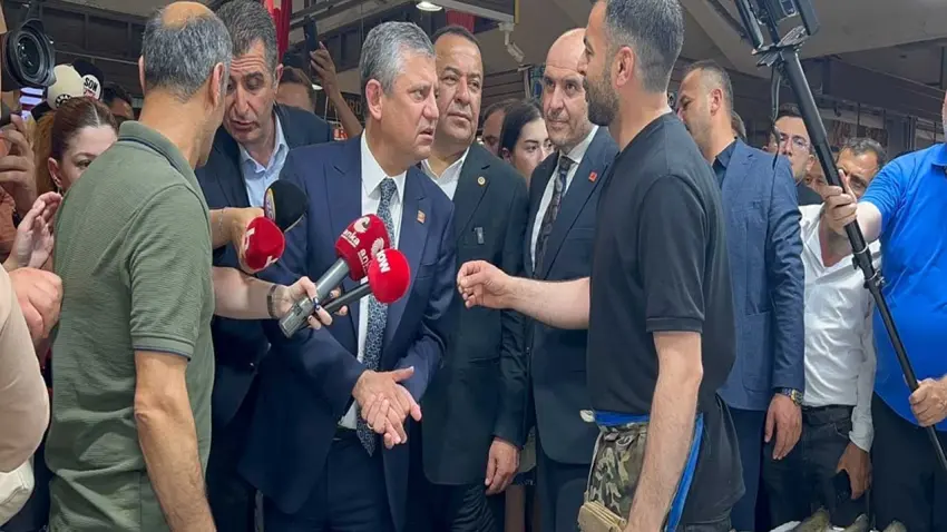 Özel’den Kılıçdaroğlu’na kurultay çağrısı haberinin görseli