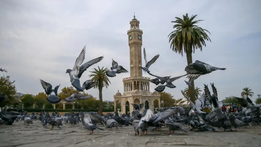 Saat Kulesi’nde ‘tarihi’ hırsızlık