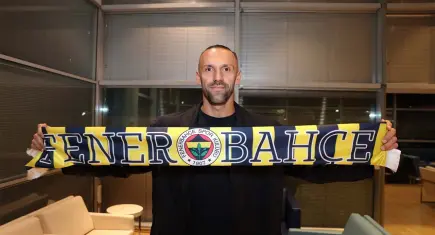 Vedat Muriqi İstanbul’a geldi