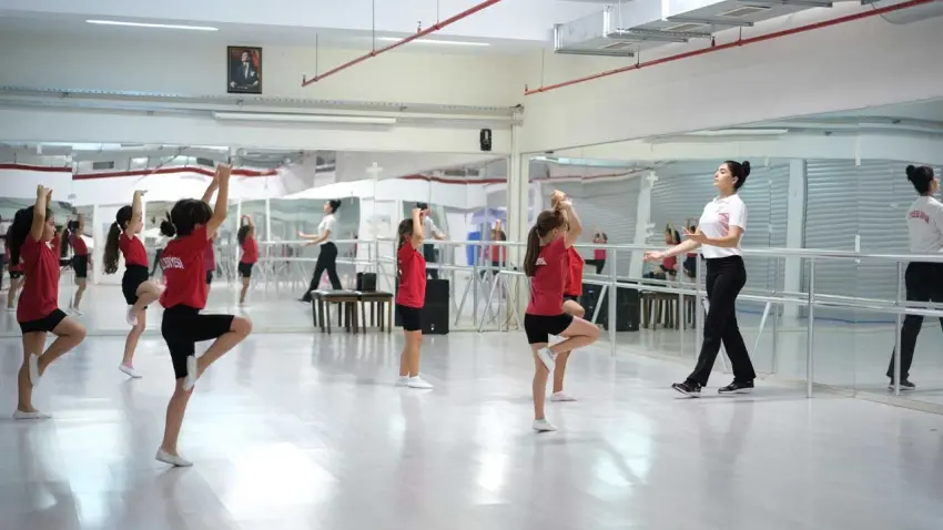 Bayraklı’da Yaz Spor Okulları için kayıtlar başladı haberinin görseli