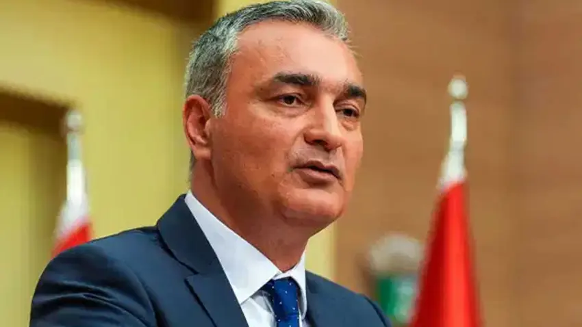İki CHP'li belediyeye eş zamanlı operasyon:Kılıçdaroğlu yönetiminden ilk tepki! haberinin görseli