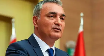İki CHP'li belediyeye eş zamanlı operasyon:Kılıçdaroğlu yönetiminden ilk tepki!