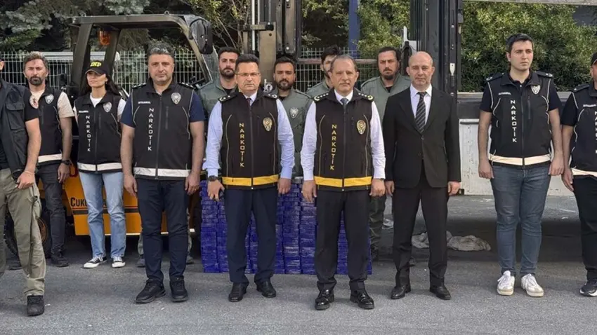 İstanbul’da tır dorsesinde 130 kilogram eroin ele geçirildi