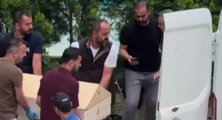 Kan donduran olay: Boşanan çift bahçede ölü bulundu!
