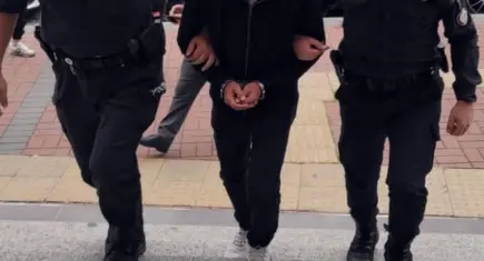 Kriptolu telefona darbe: Uluslararası uyuşturucu çetesi çökertildi!