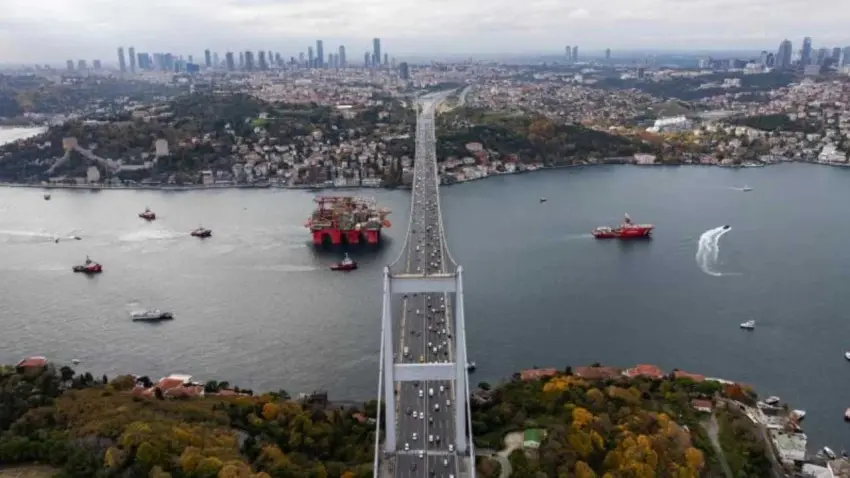 Türk Boğazları'ndan geçiş ücretine zam haberinin görseli