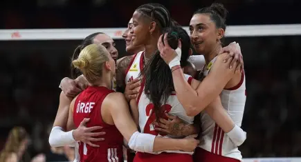 A Milli Kadın Voleybol Takımı, Almanya’yı 3-2 mağlup etti