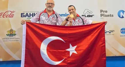 İzmirli Alper Dünya Şampiyonu oldu