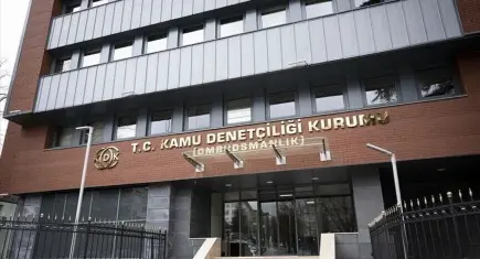 KDK’den emsal karar: Boşanan kadının diplomasındaki soyadı mahkemesiz güncellenecek!
