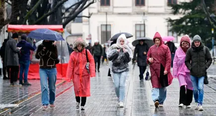 Meteoroloji'den 7 il için sarı alarm: Kuvvetli sağanak ve sağanak yağış uyarısı!