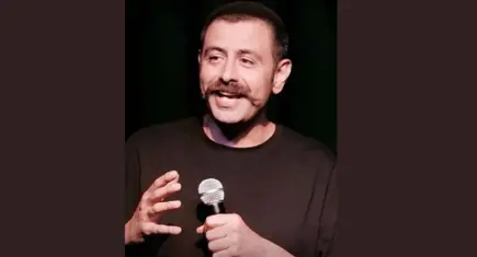 Yaver Coruk’tan kahkaha dolu stand-up gecesi