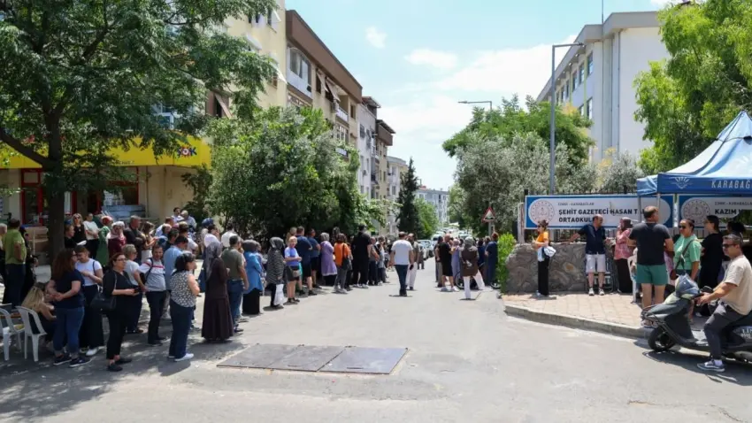 Başkan Kınay sınav maratonunda aileleri yalnız bırakmadı haberinin görseli
