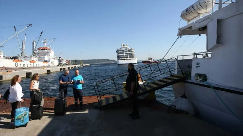 Çanakkale-Limni Adası feribot seferleri başladı haberinin görseli