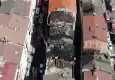 İstanbul'da çatı yangını kabusu! Alevler 6 binaya sıçradı