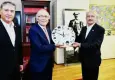 Ressam Hamza Saykan, CHP Genel Merkezi’ne hediye ettiği Atatürk resimlerini geri aldı!