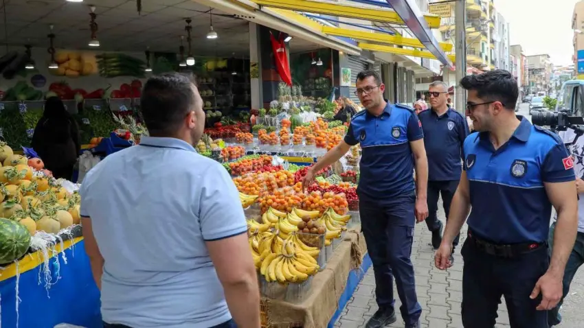 Buca’da kaldırım işgallerine sıkı denetim haberinin görseli