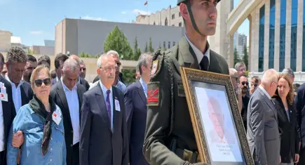 CHP Milletvekili Rahmi Aşkın Türeli'nin acı günü: Kılıçdaroğlu cenaze törenine katıldı